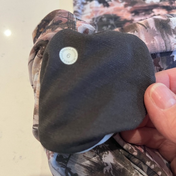 Lululemon Align leggings Future Utopia size 6 - Picture 4 of 6